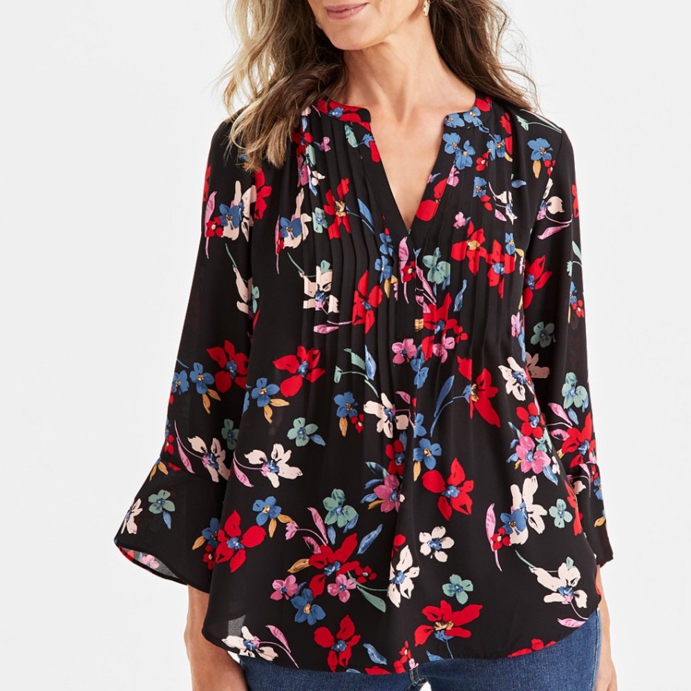 NWT Style & Co. Black and Red‎ Floral Relaxed Blouse Medium Petite